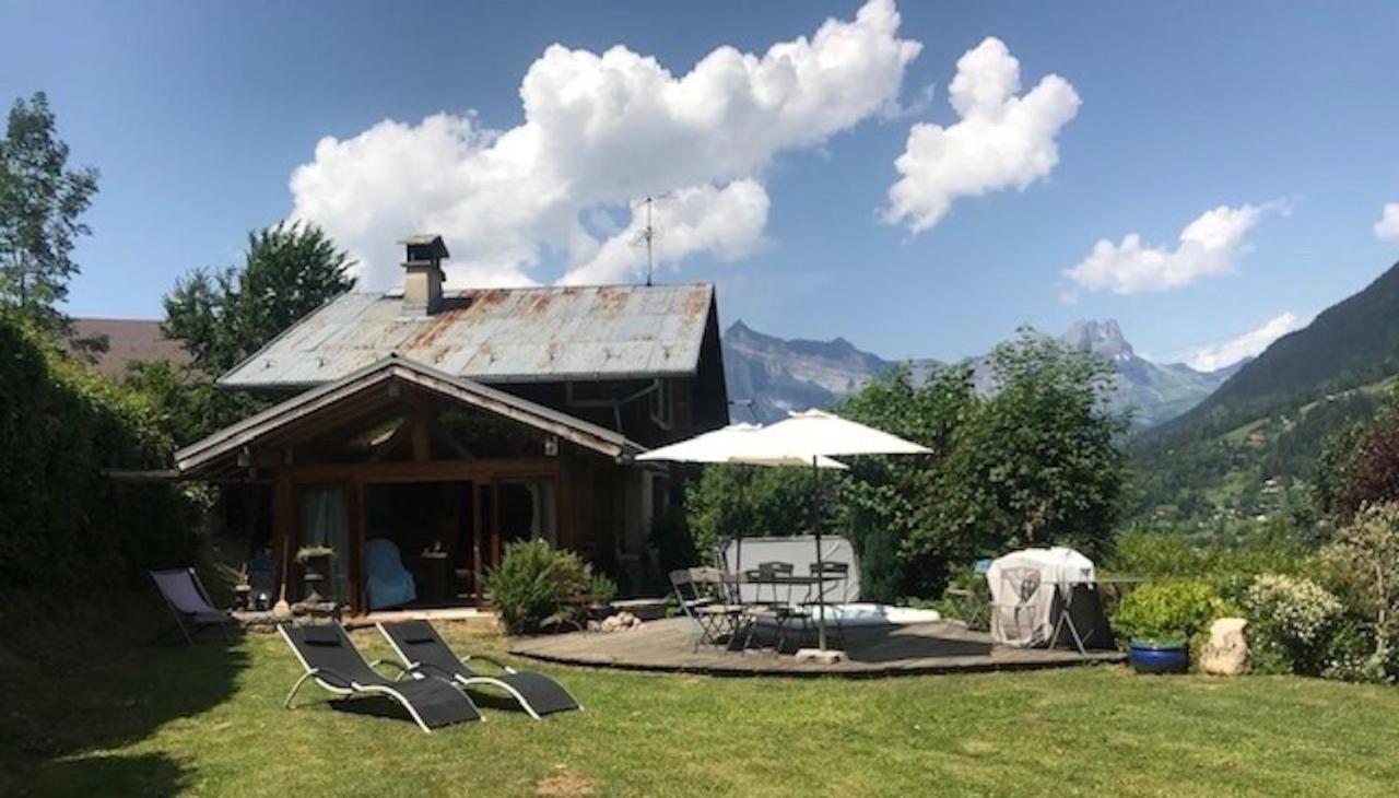 Le Solli Villa แซ็งต์-แฌร์เวส์-เลส์-แบ็งส์ ภายนอก รูปภาพ